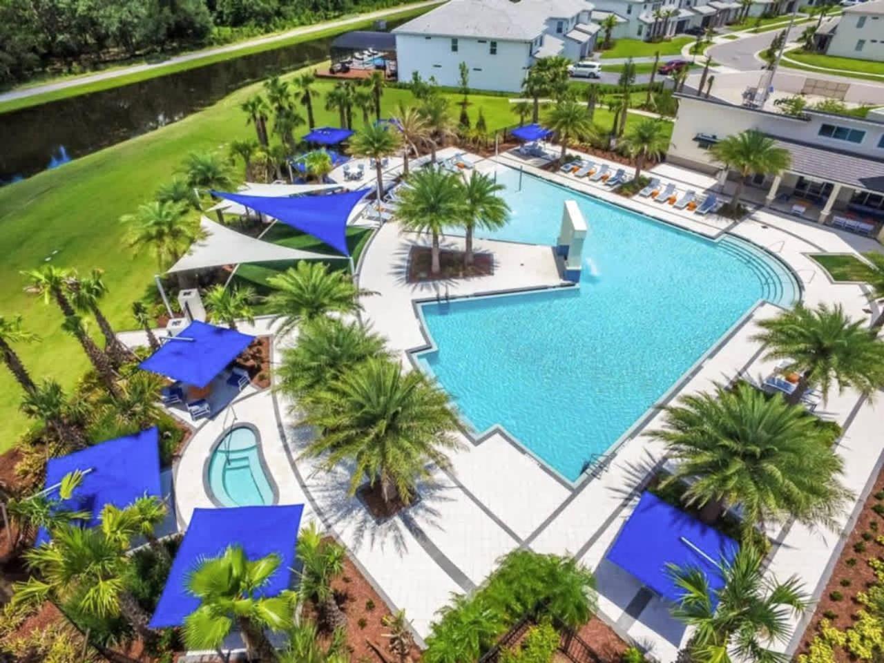 10Br Luxury Home Near Disney W Pool & Games Room كيسيمي المظهر الخارجي الصورة